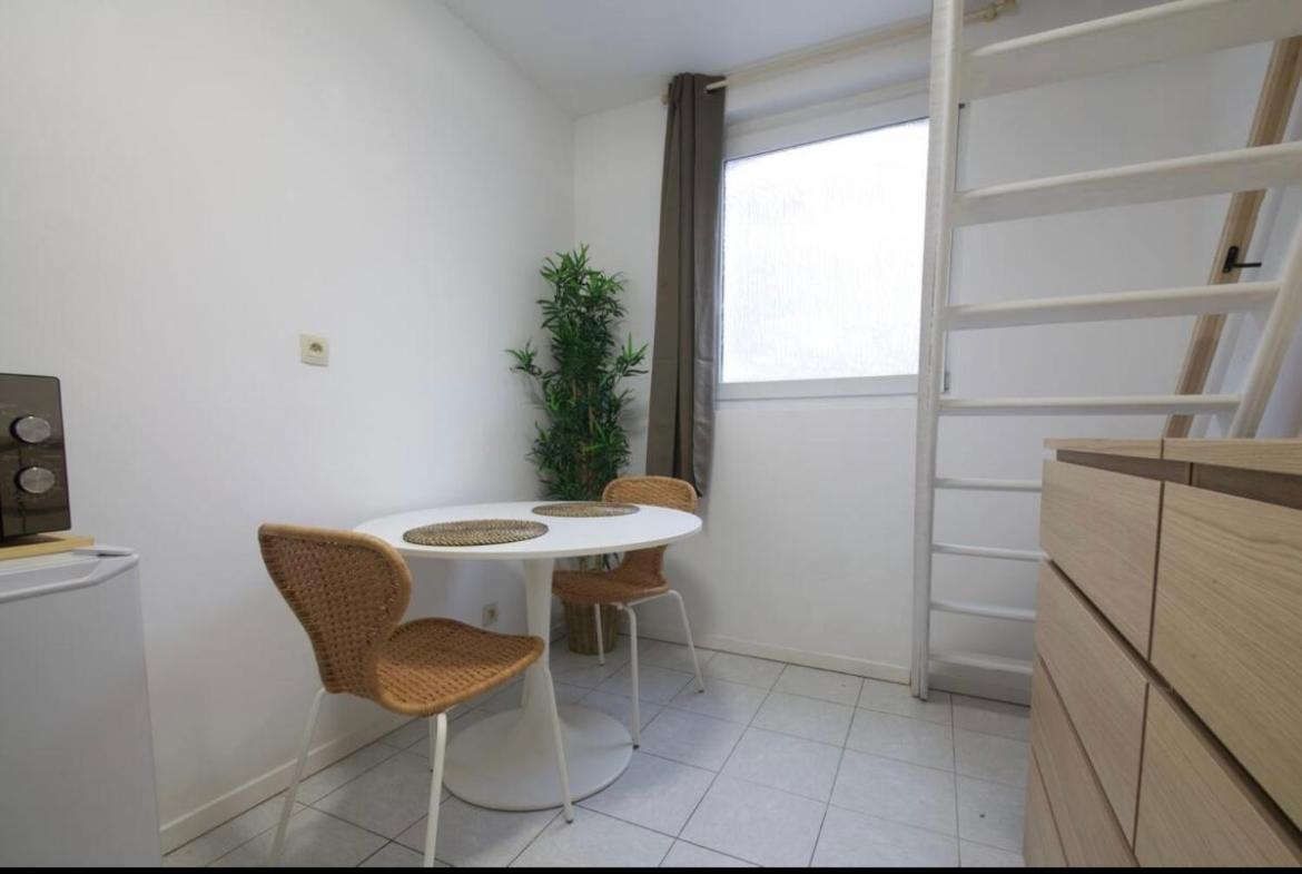 Apartamento Bruxelles Nid Douillet Et Chaleureux Exterior foto